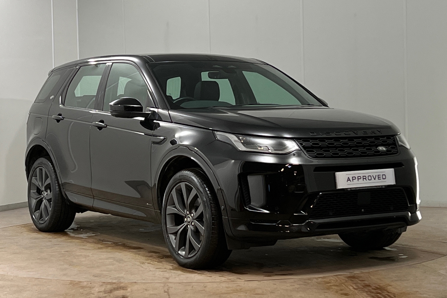 Main listing image - Land Rover Discovery Sport