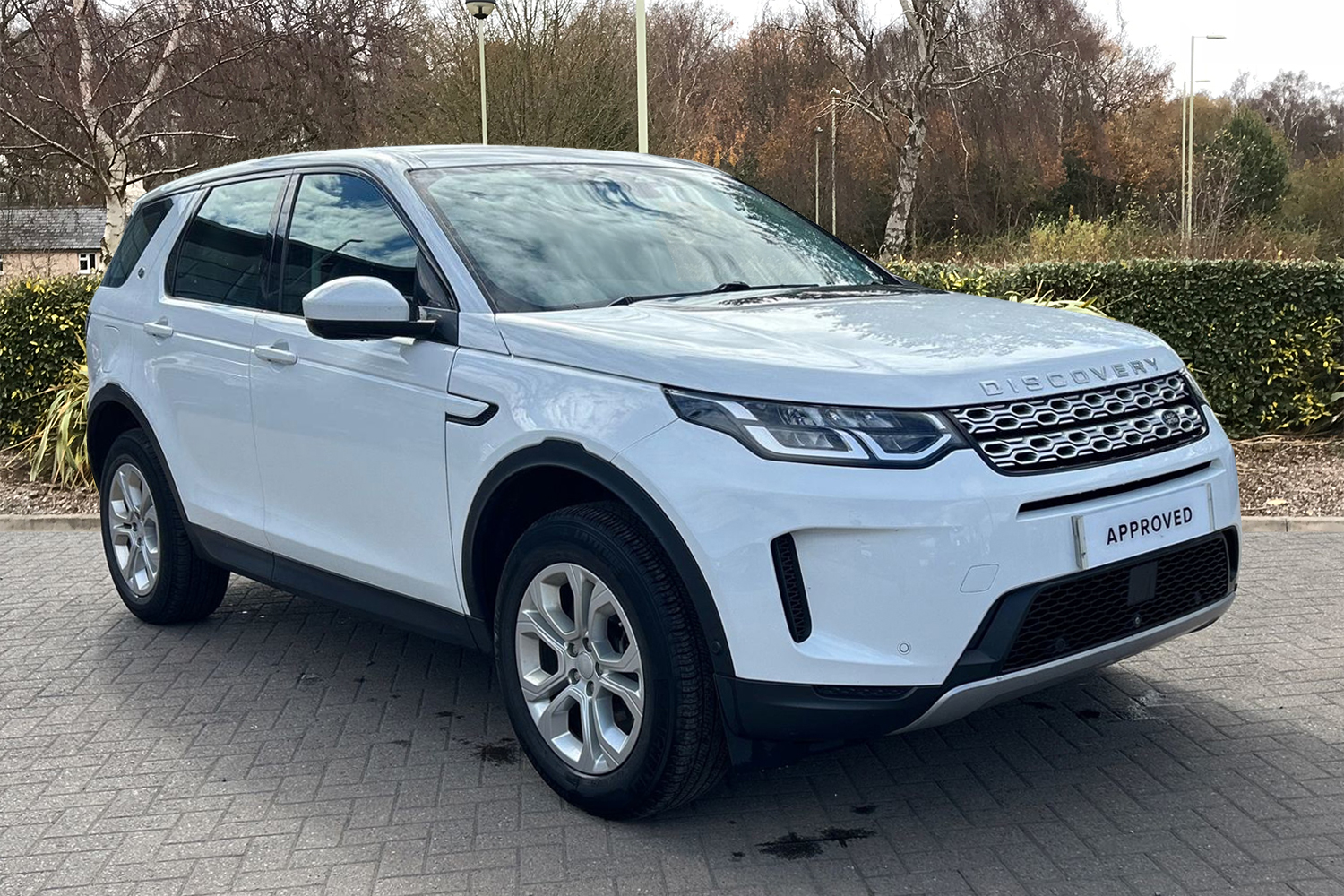 Main listing image - Land Rover Discovery Sport
