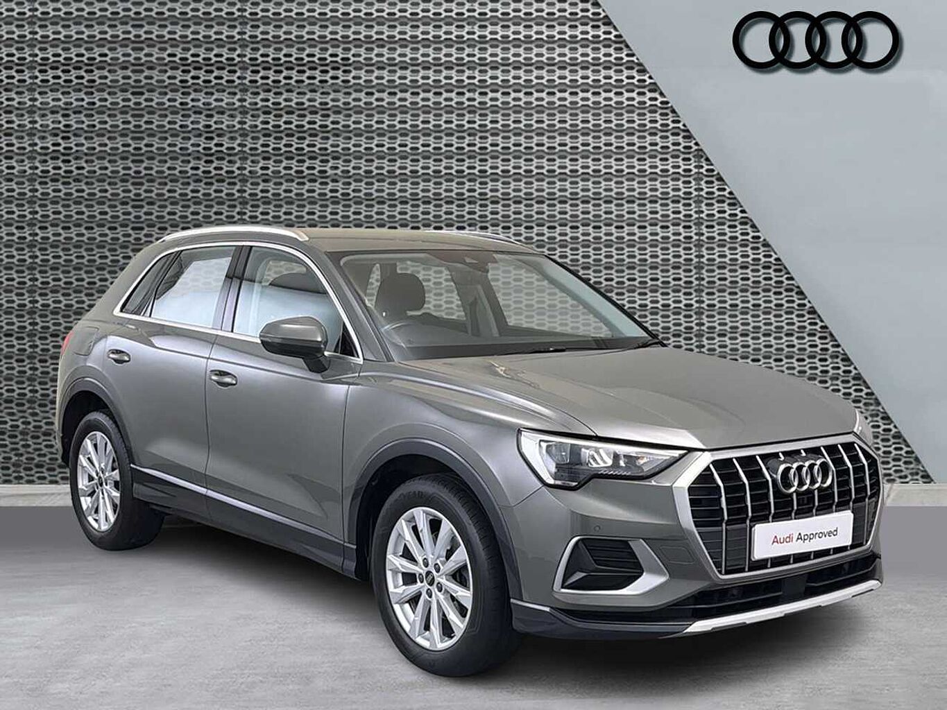 Main listing image - Audi Q3