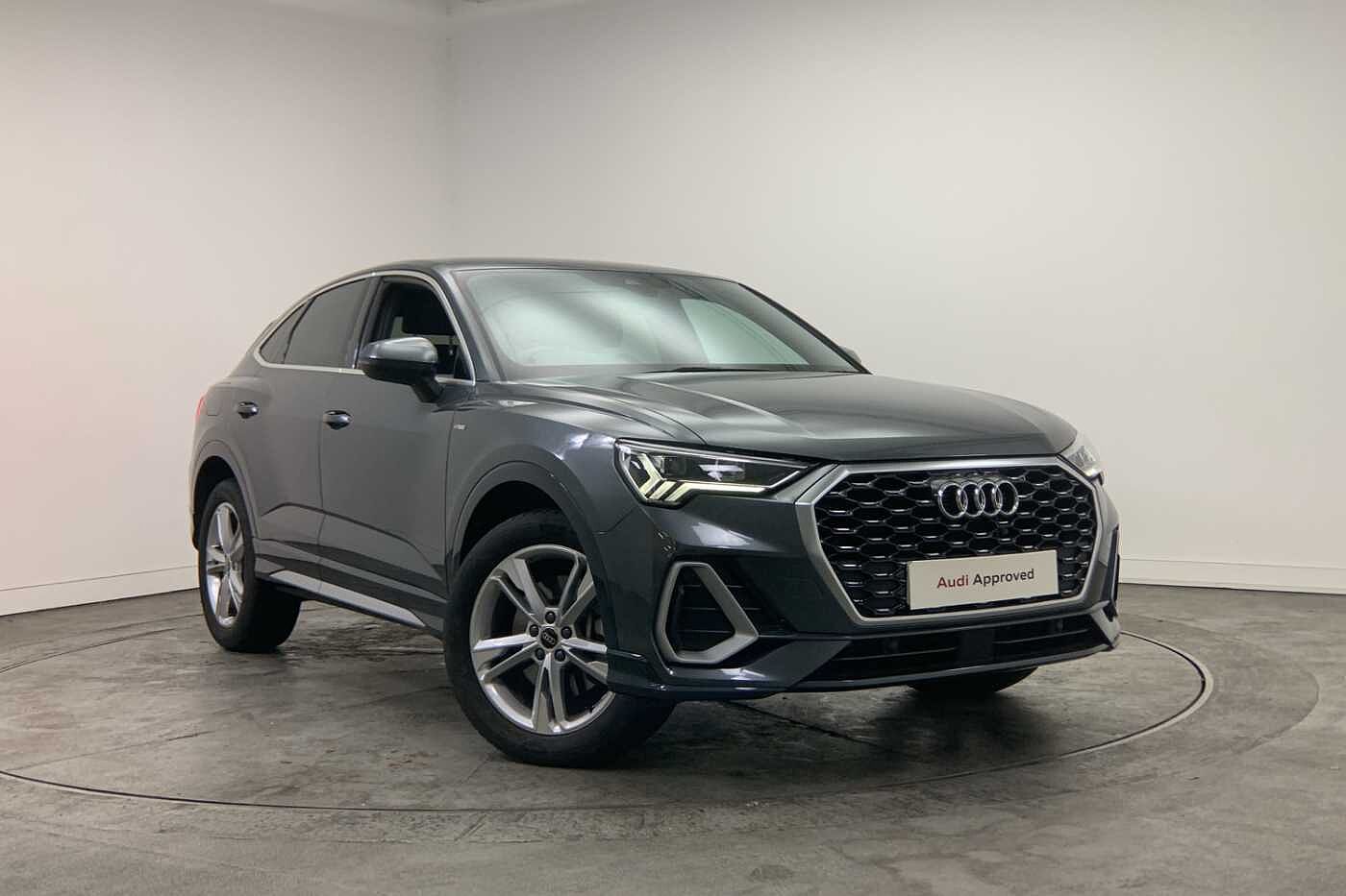Main listing image - Audi Q3