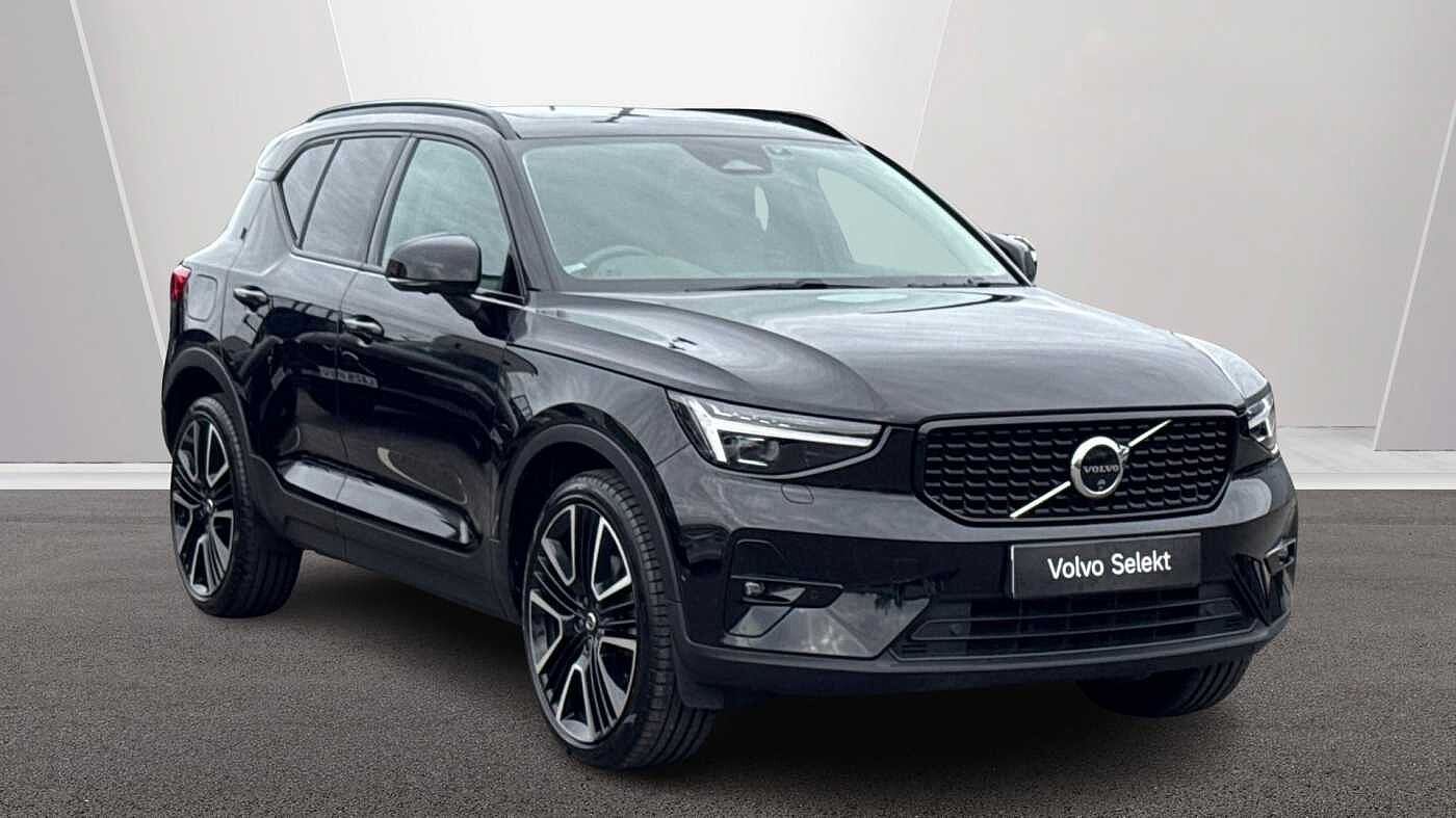 Main listing image - Volvo XC40