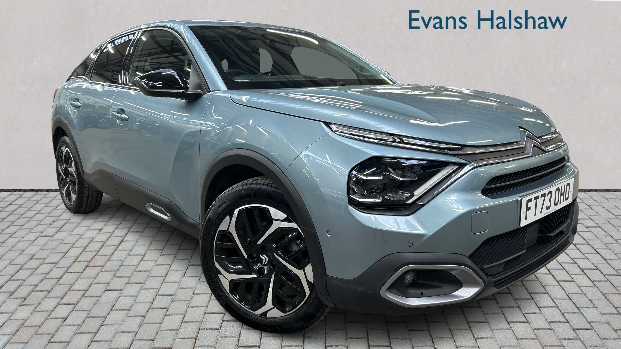 Main listing image - Citroen C4