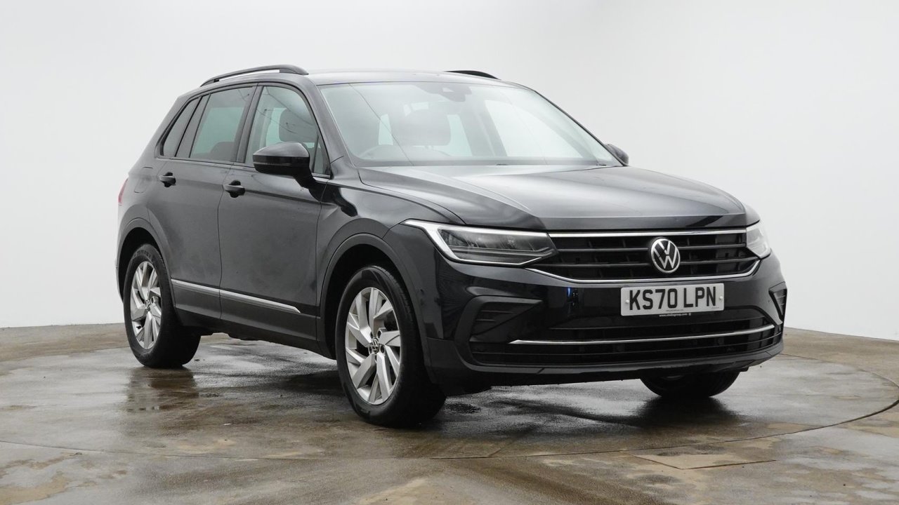 Main listing image - Volkswagen Tiguan