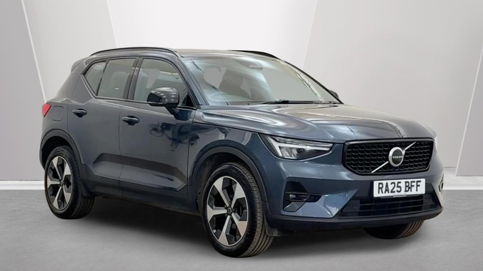 Main listing image - Volvo XC40