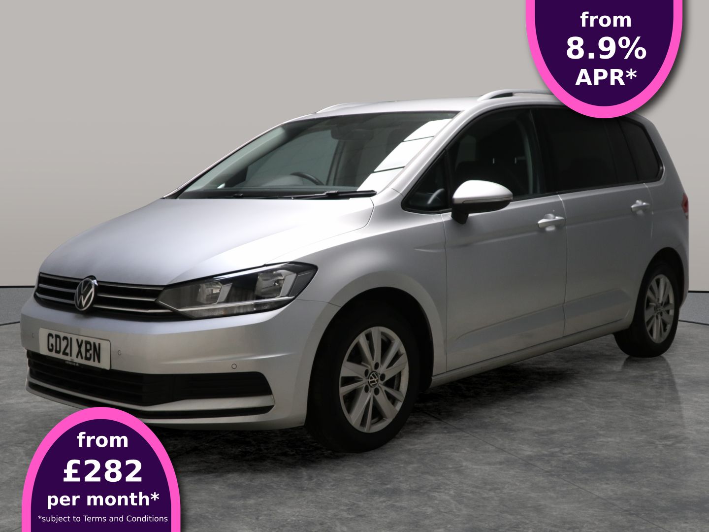 Main listing image - Volkswagen Touran