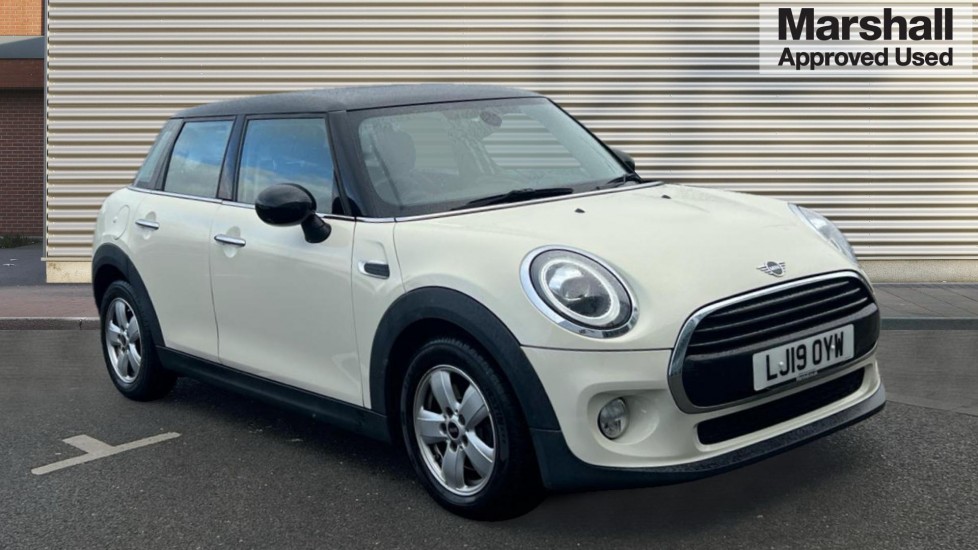 Main listing image - MINI Hatchback 5dr