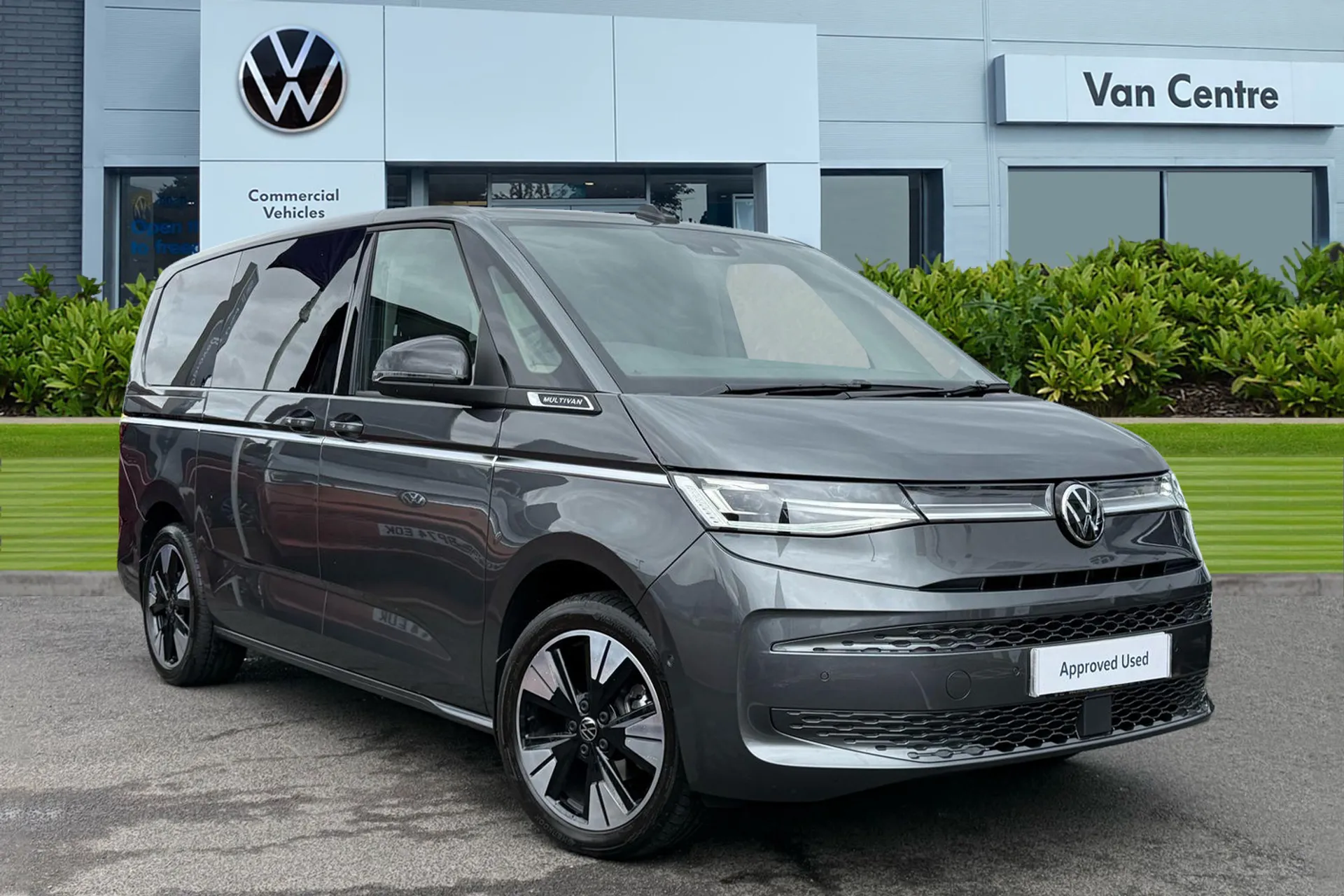 Main listing image - Volkswagen Multivan