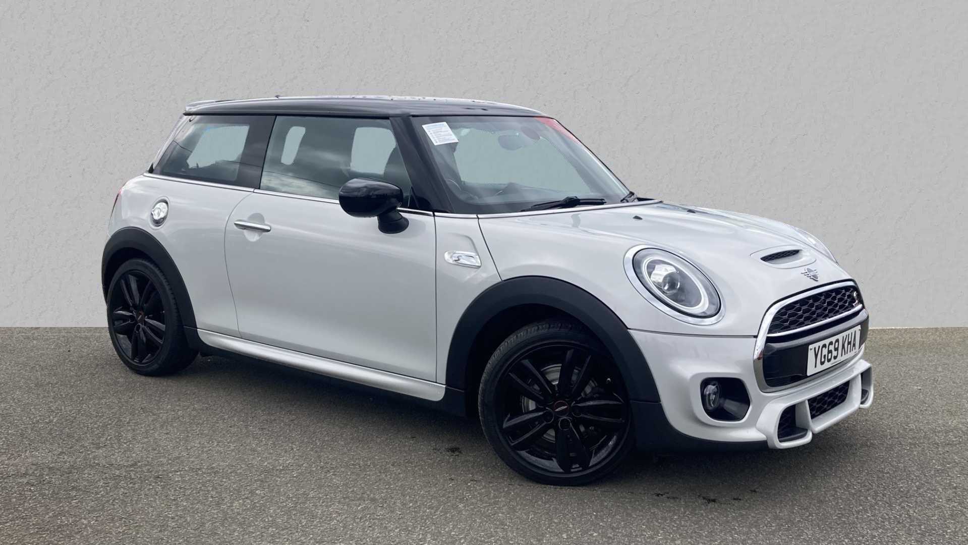 Main listing image - MINI Hatchback