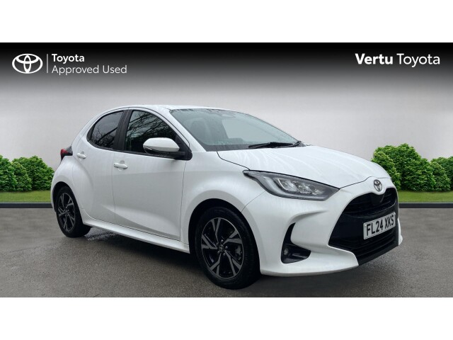 Main listing image - Toyota Yaris