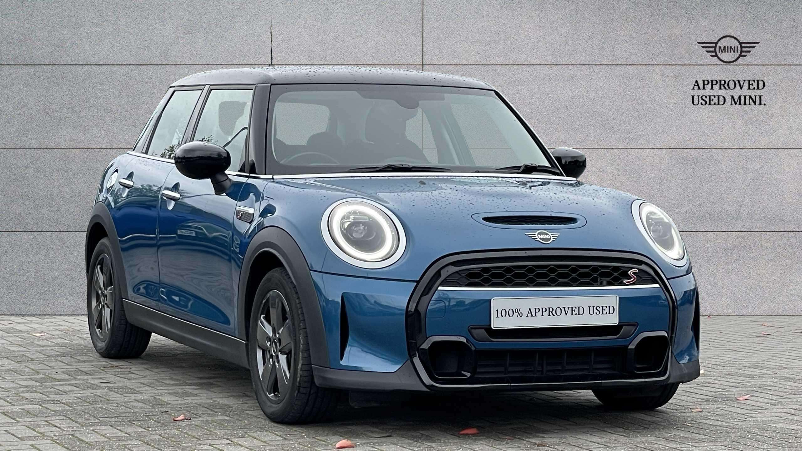 Main listing image - MINI Hatchback 5dr