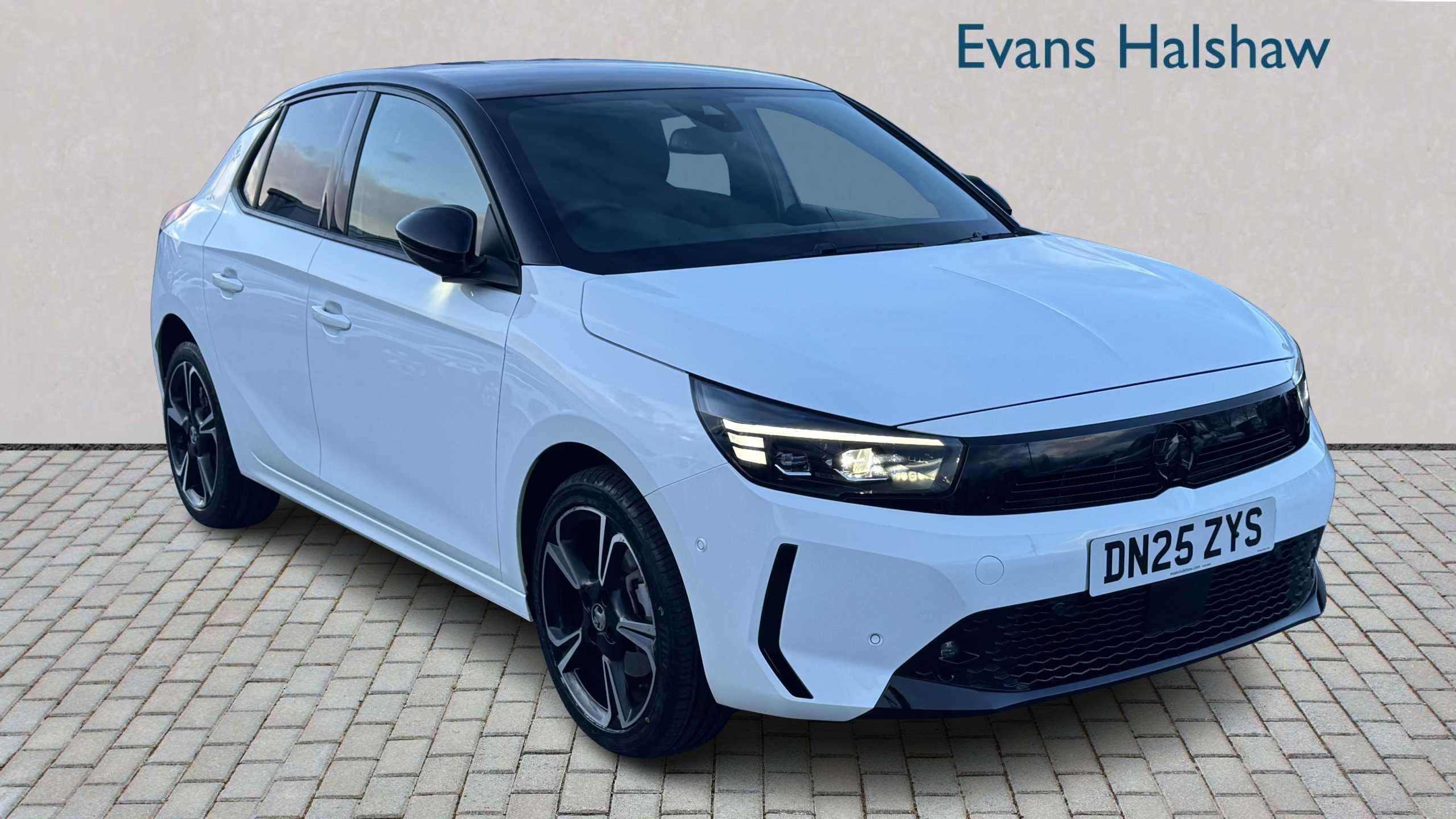 Main listing image - Vauxhall Corsa