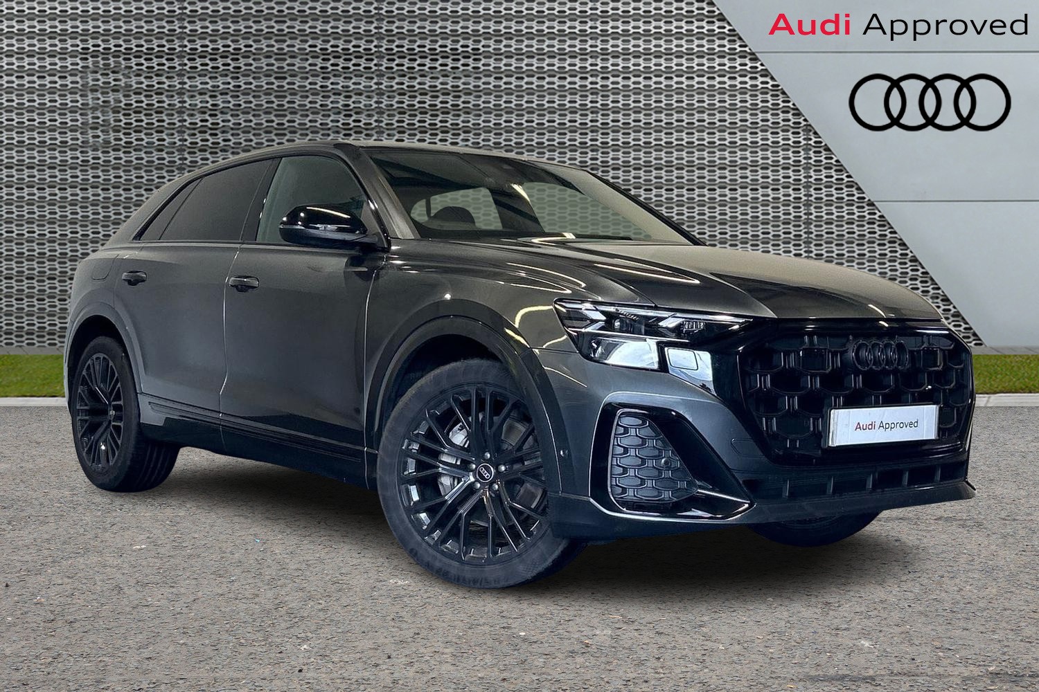 Main listing image - Audi Q8