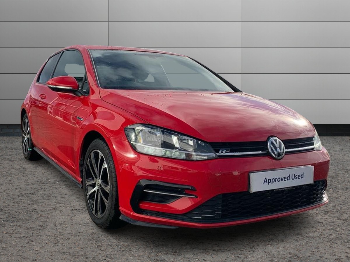 Main listing image - Volkswagen Golf