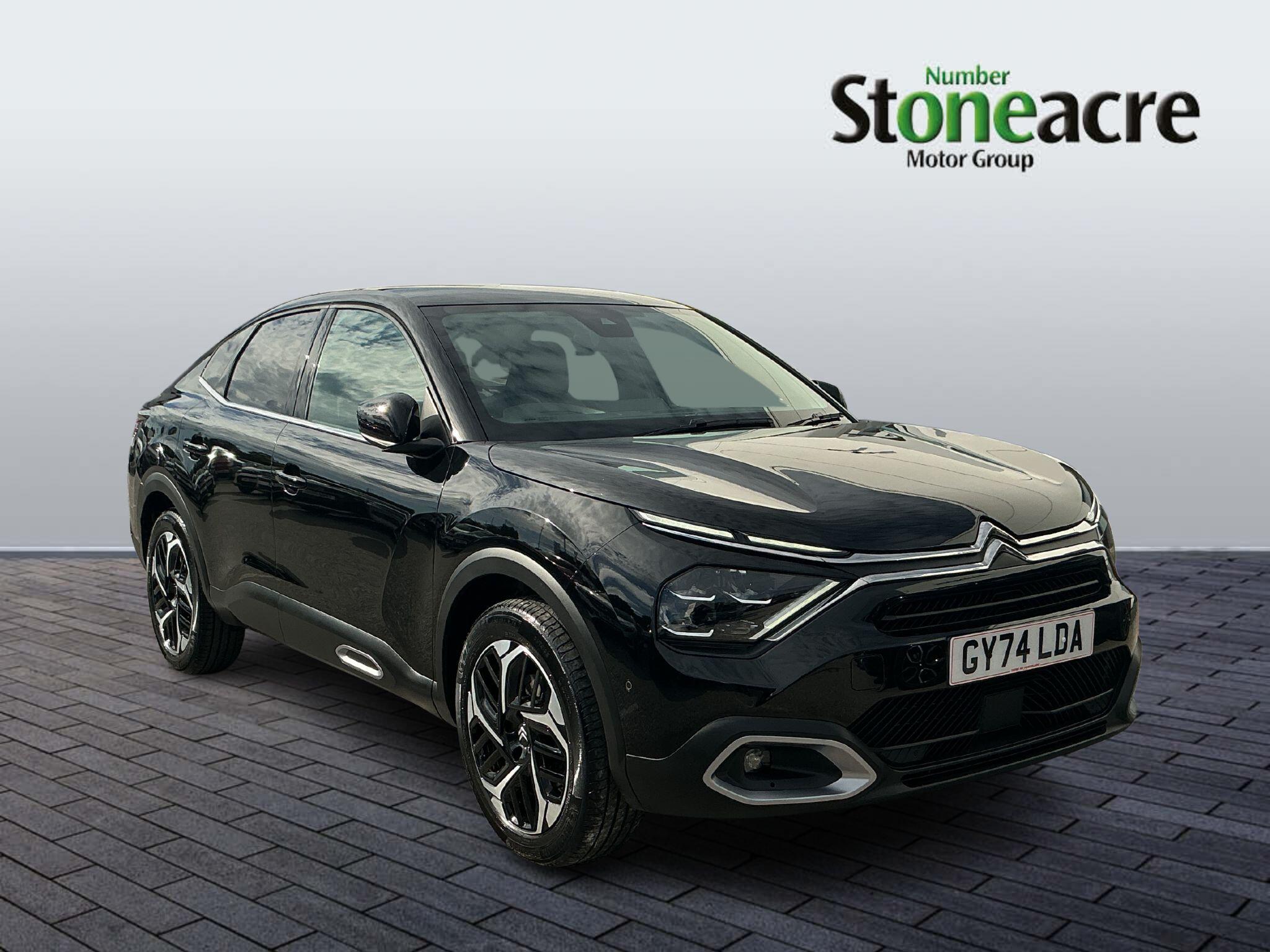 Main listing image - Citroen C4 X