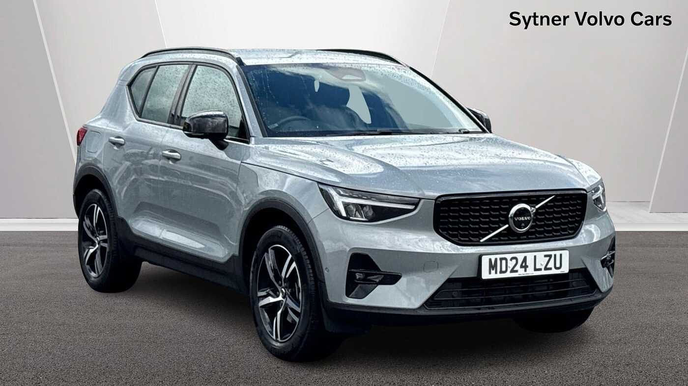 Main listing image - Volvo XC40
