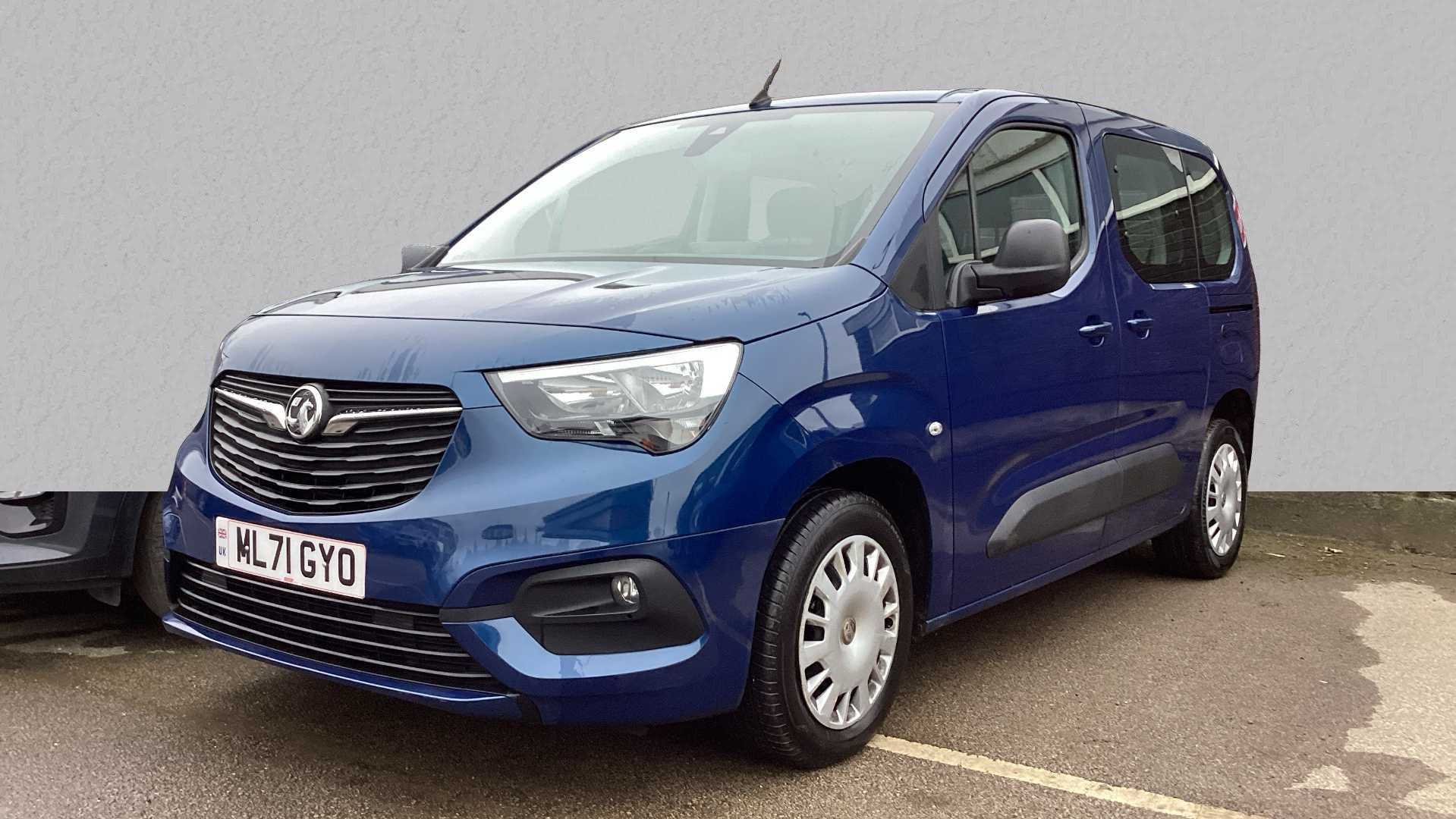 Main listing image - Vauxhall Combo Life