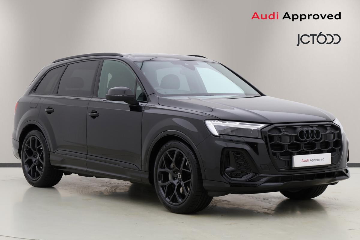 Main listing image - Audi Q7