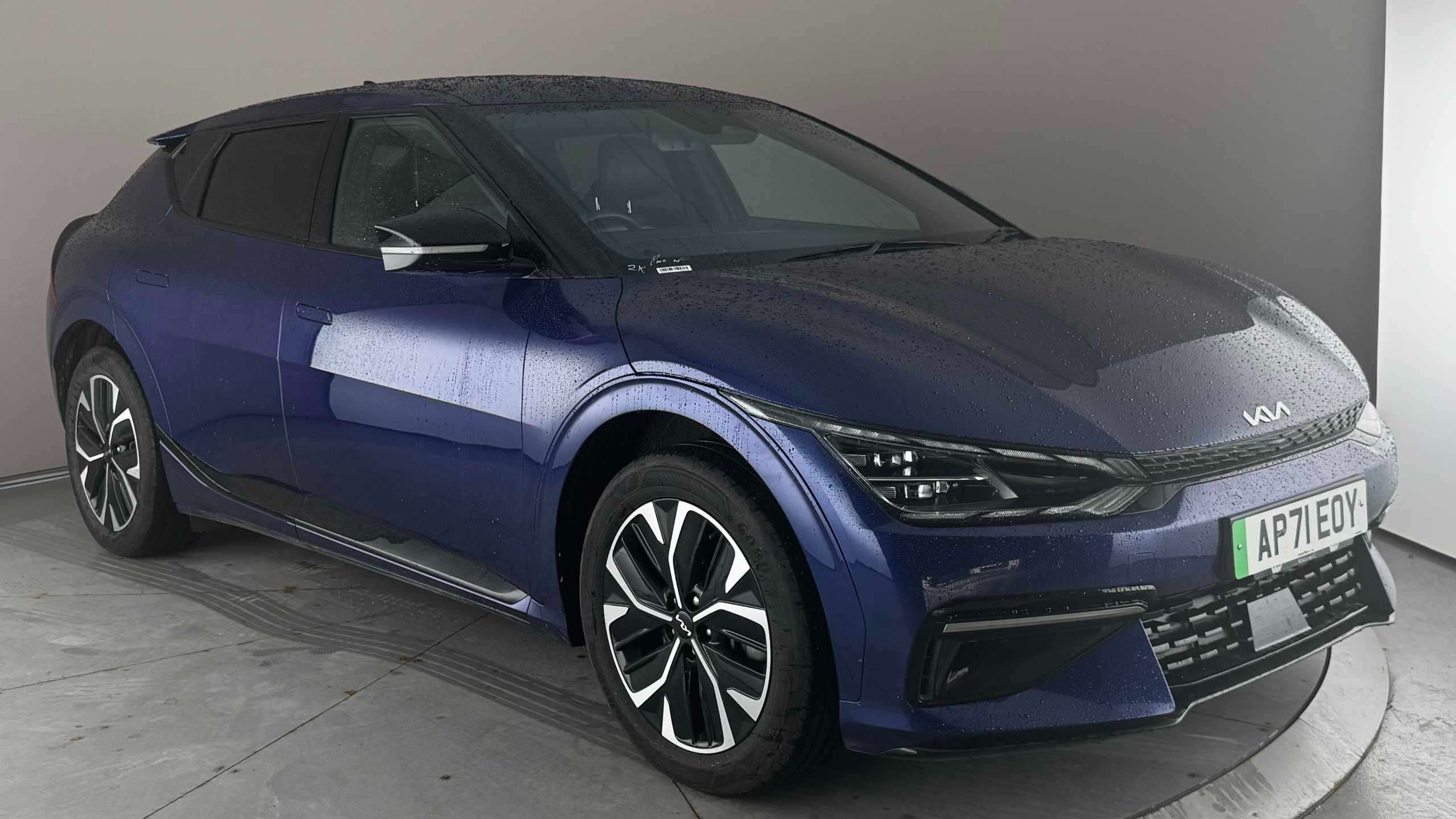 Main listing image - Kia EV6