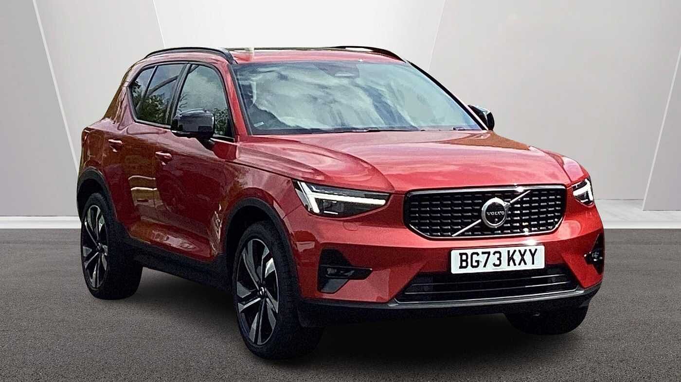 Main listing image - Volvo XC40