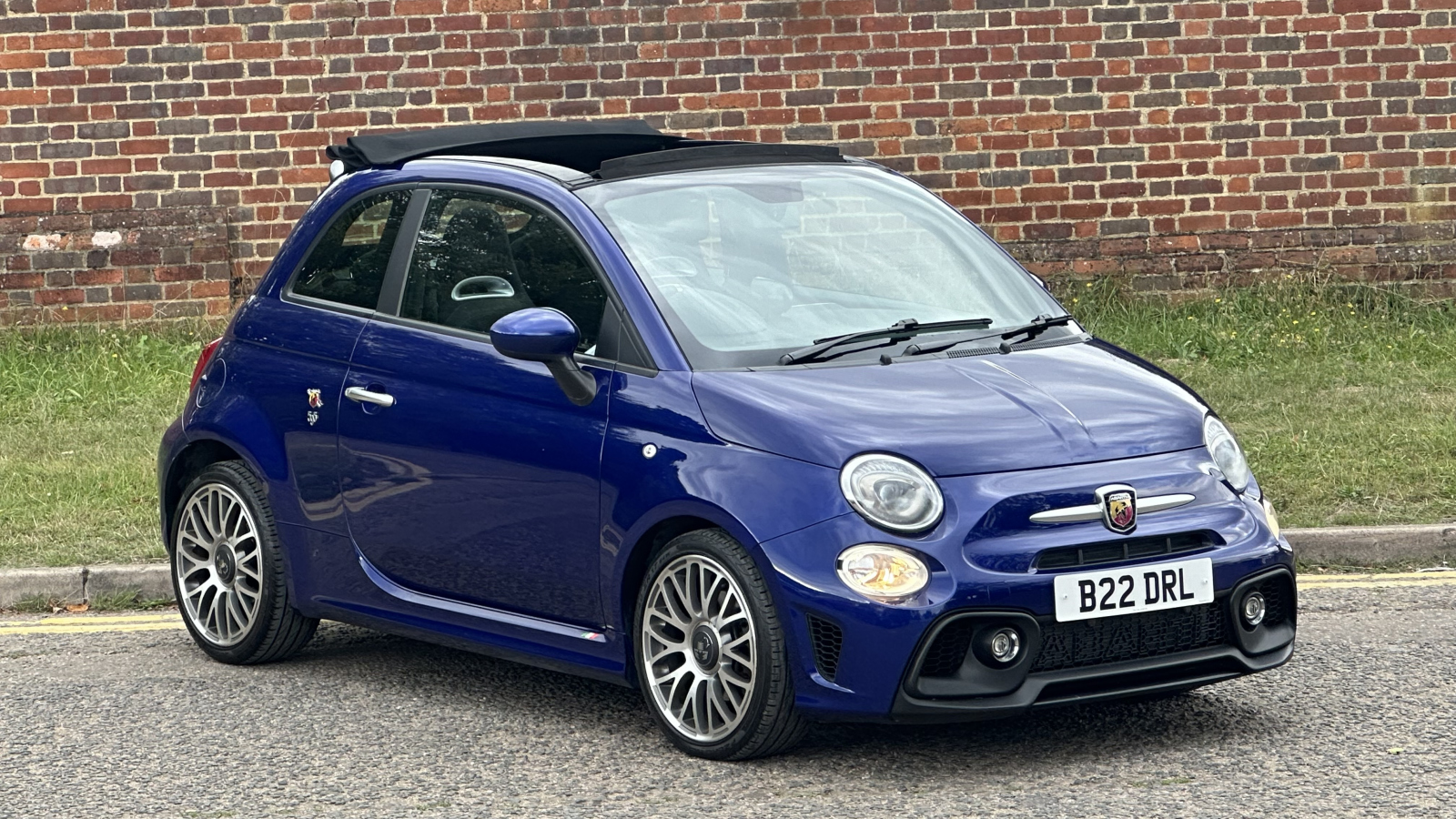 Main listing image - Abarth 595