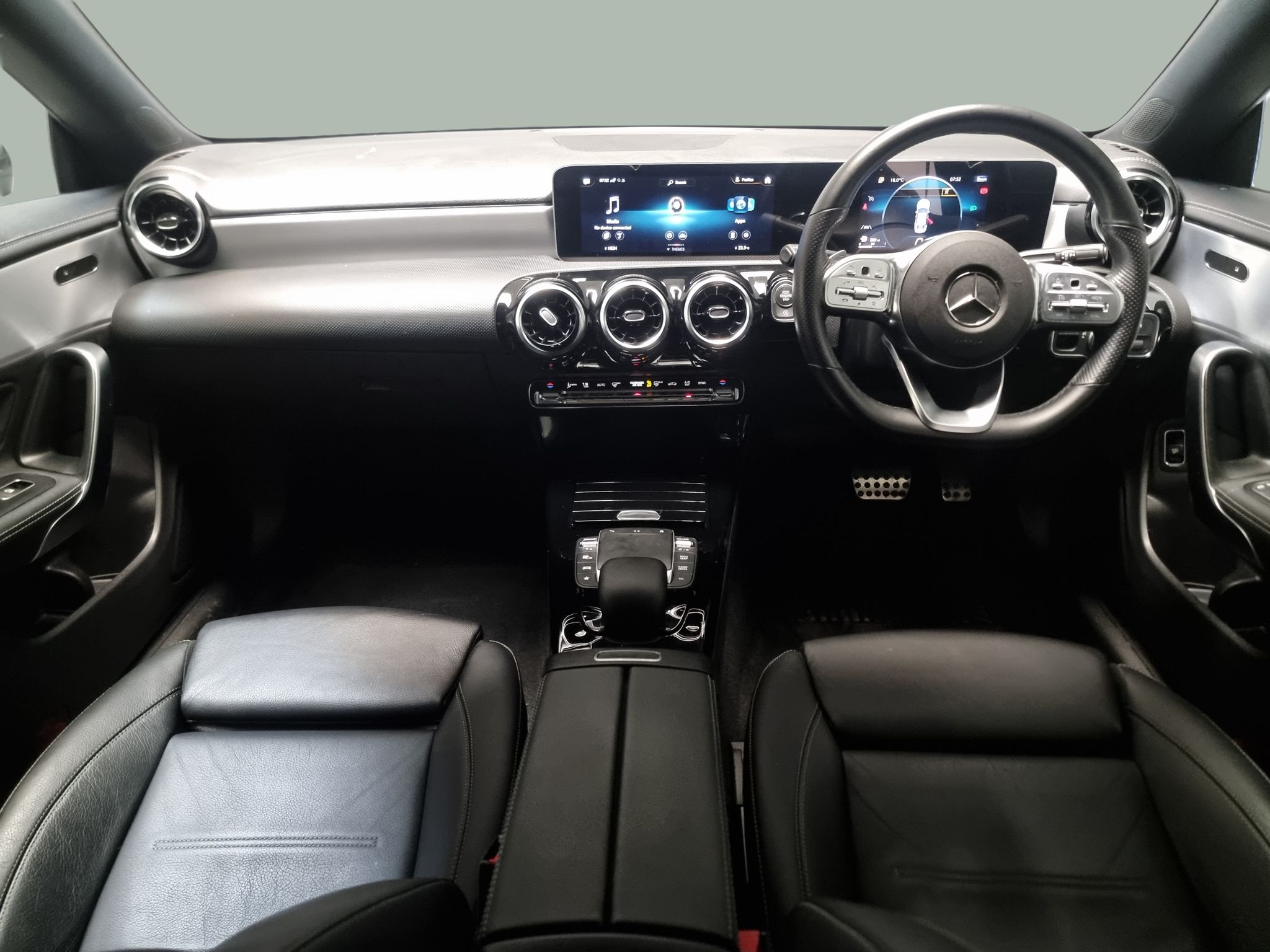 Main listing image - Mercedes-Benz CLA
