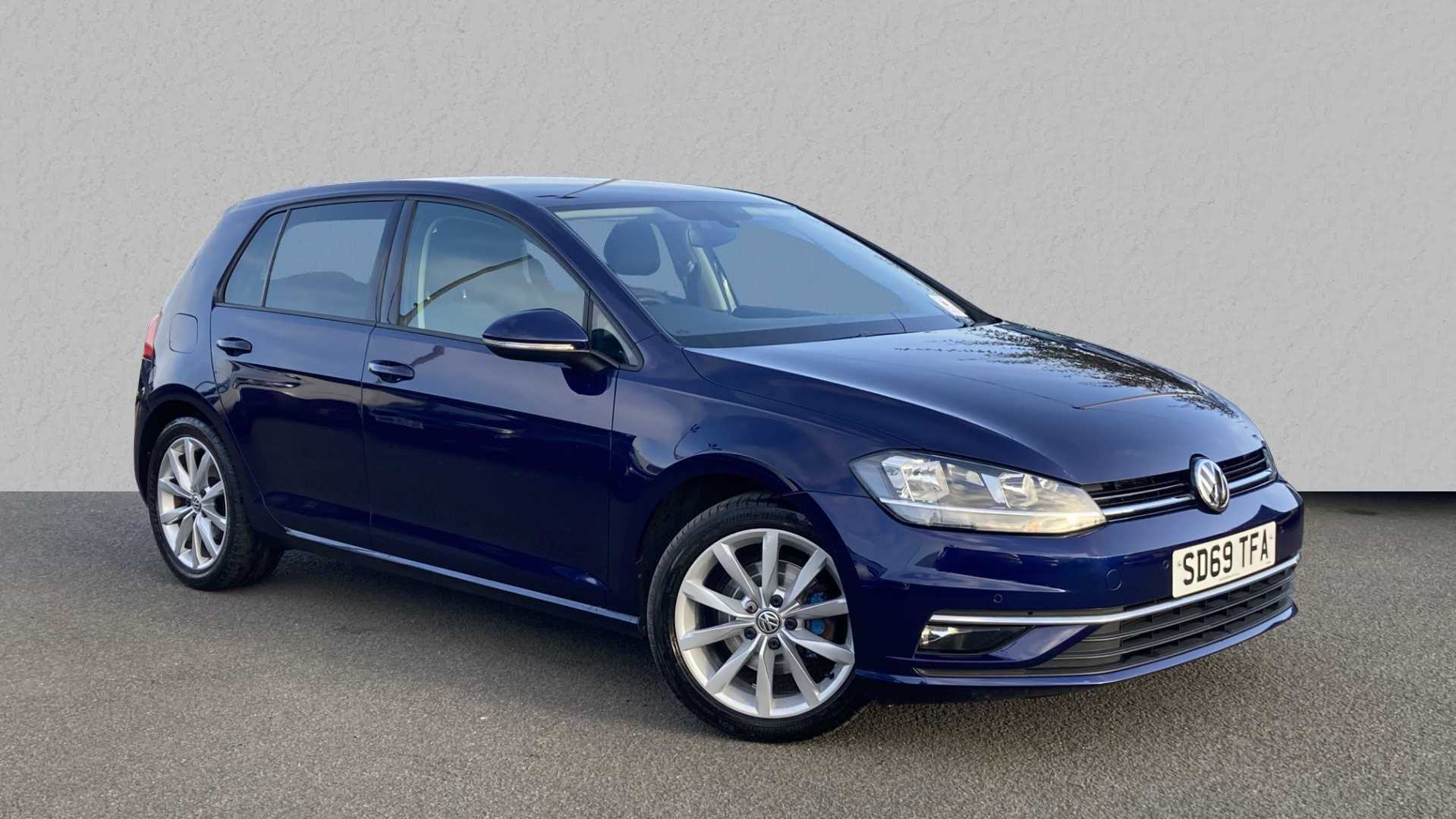 Main listing image - Volkswagen Golf