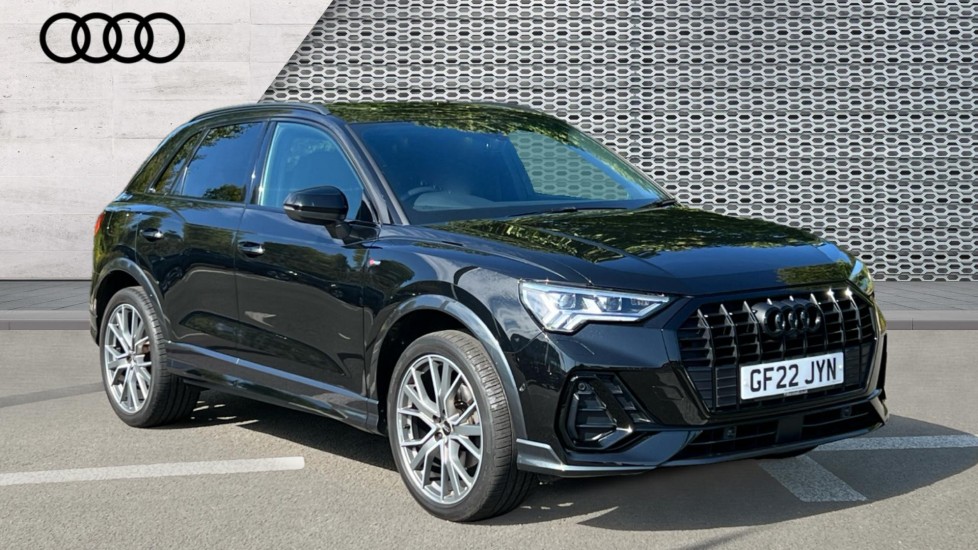 Main listing image - Audi Q3