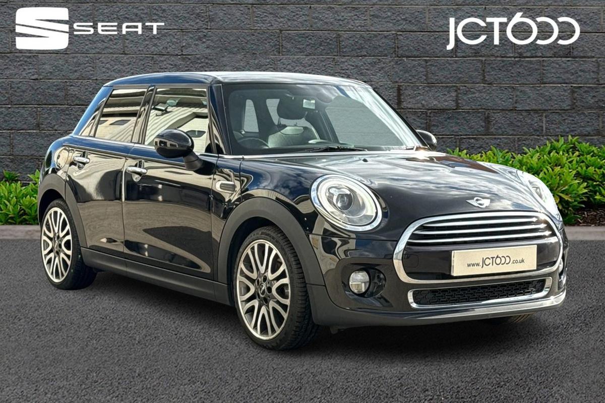 Main listing image - MINI Hatchback 5dr