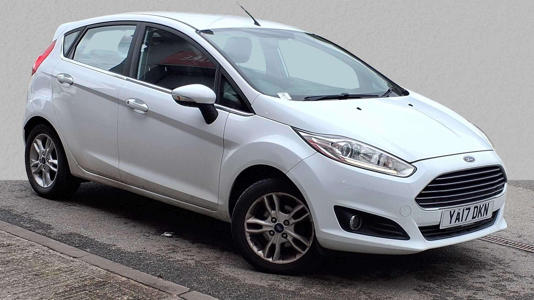 Main listing image - Ford Fiesta