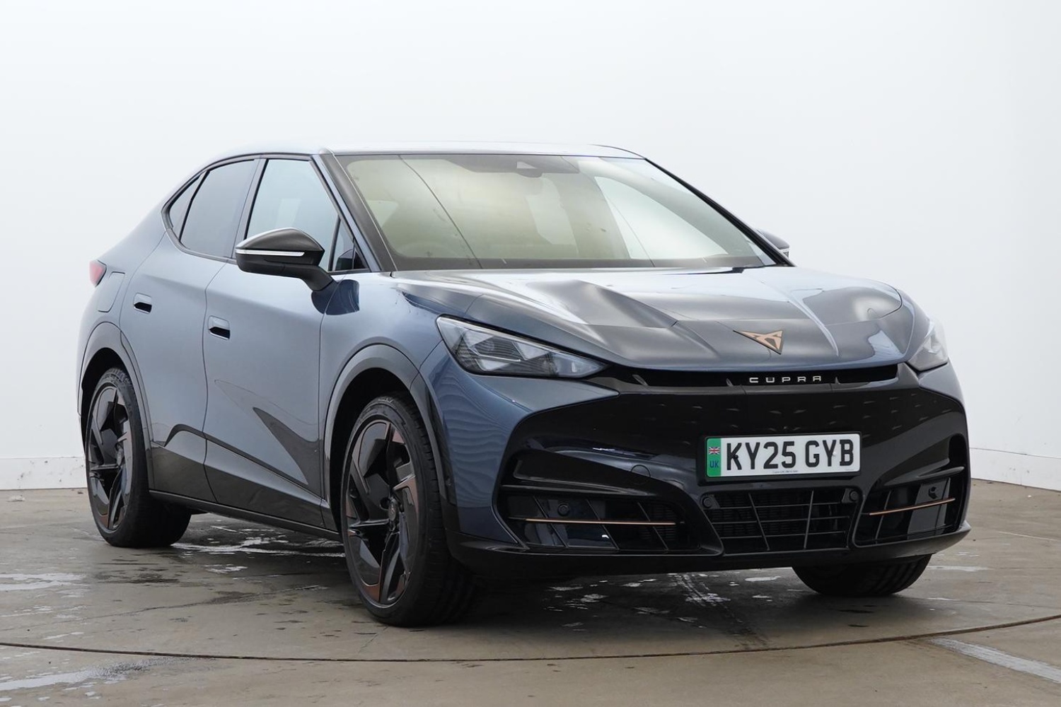 Main listing image - Cupra Tavascan