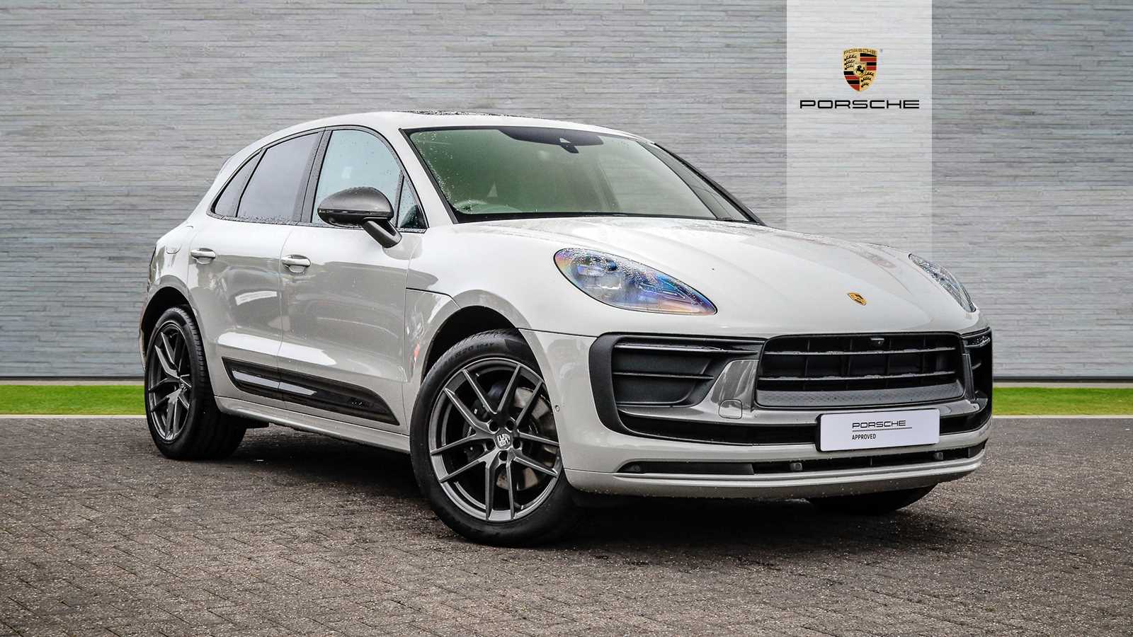 Main listing image - Porsche Macan