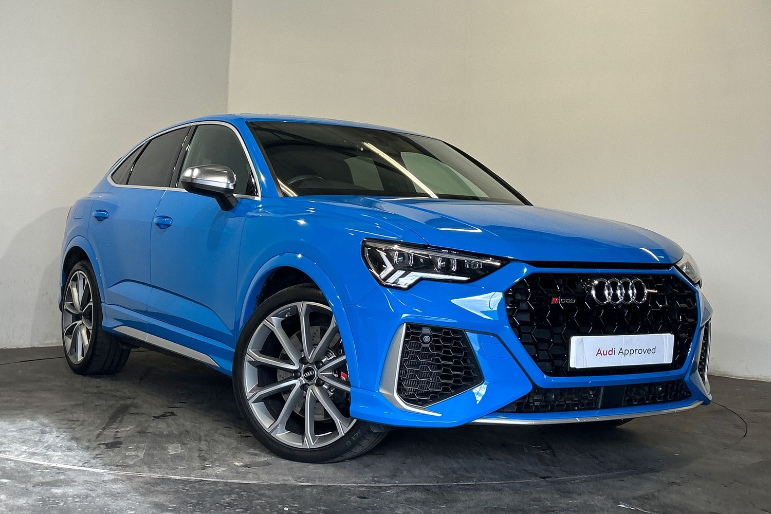 Main listing image - Audi RS Q3