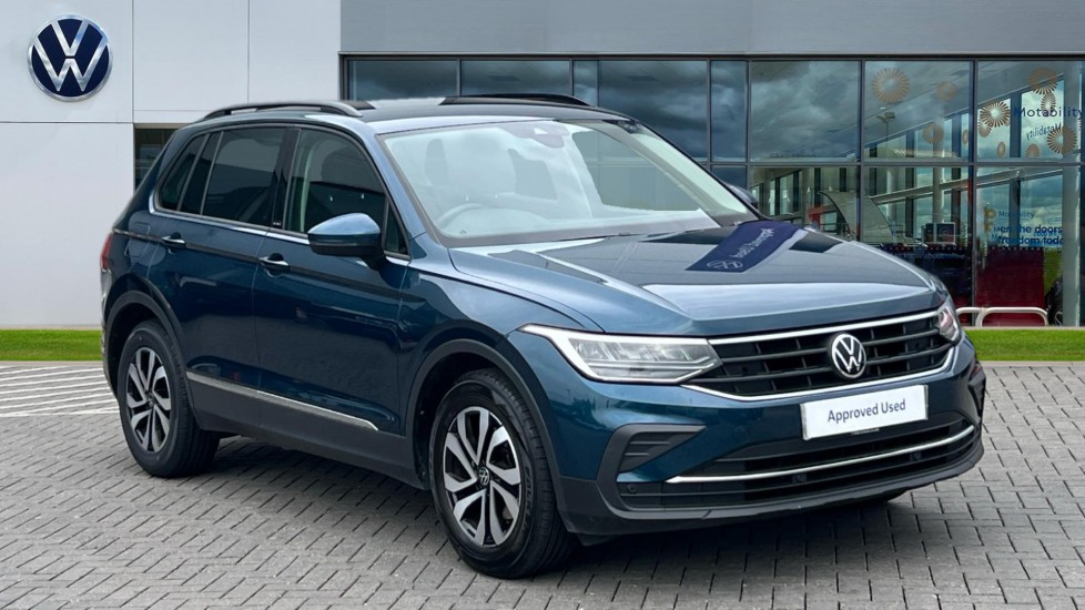 Main listing image - Volkswagen Tiguan