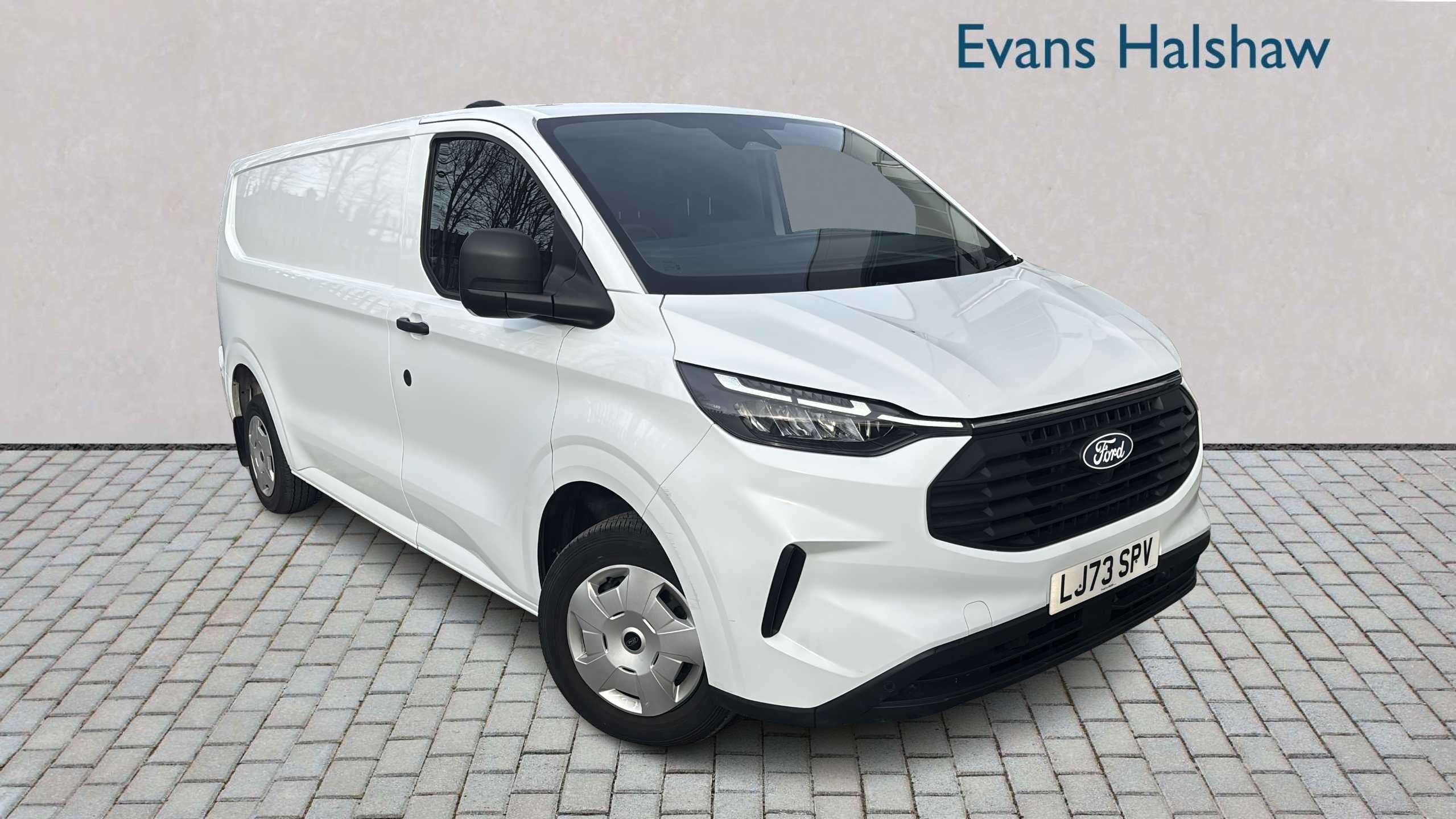 Main listing image - Ford Transit Custom