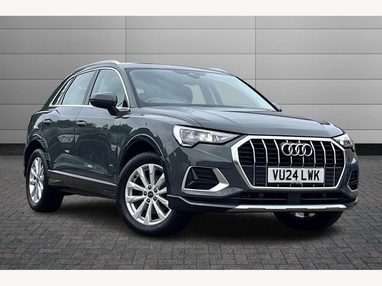 Main listing image - Audi Q3