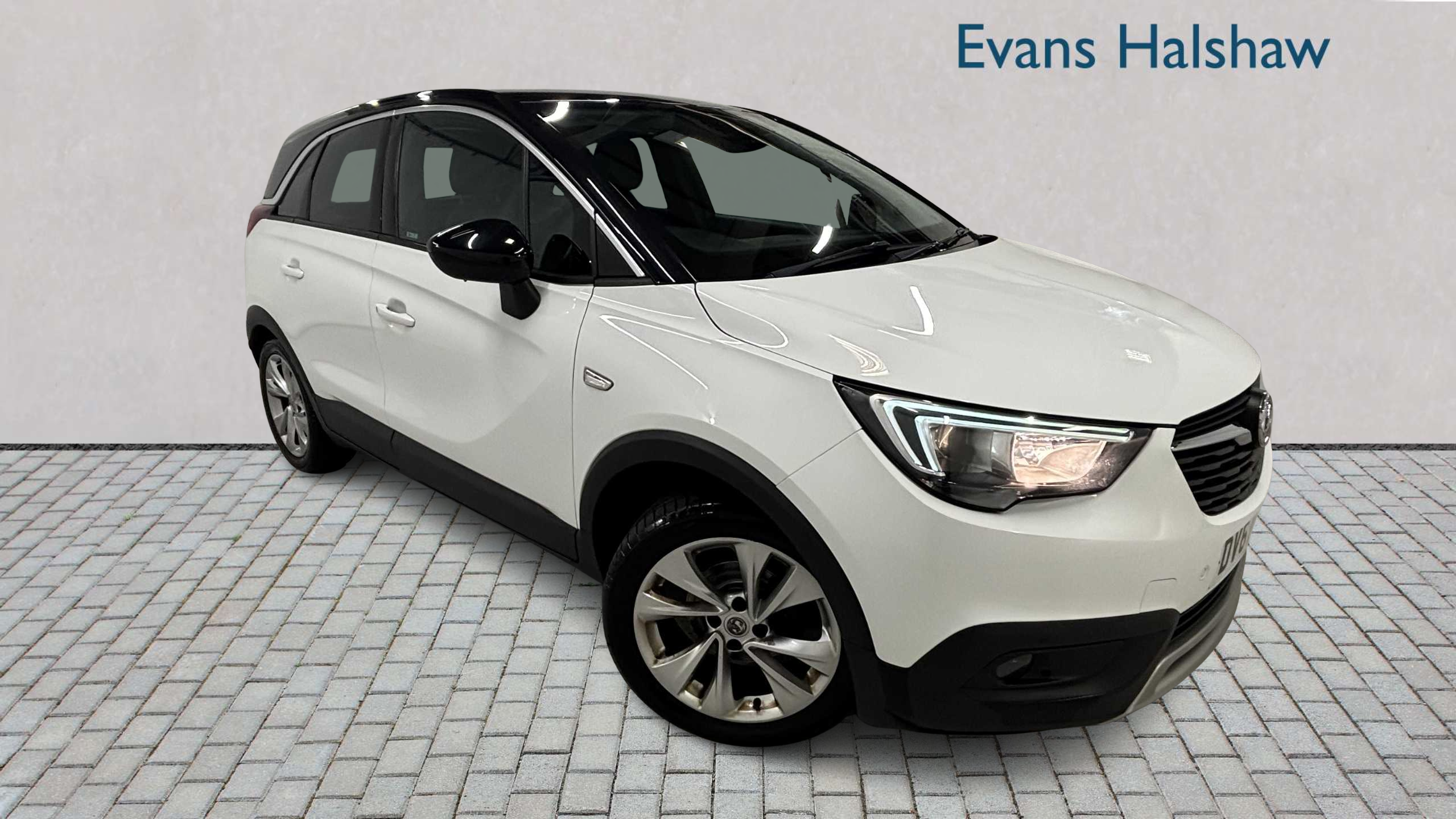 Main listing image - Vauxhall Crossland X