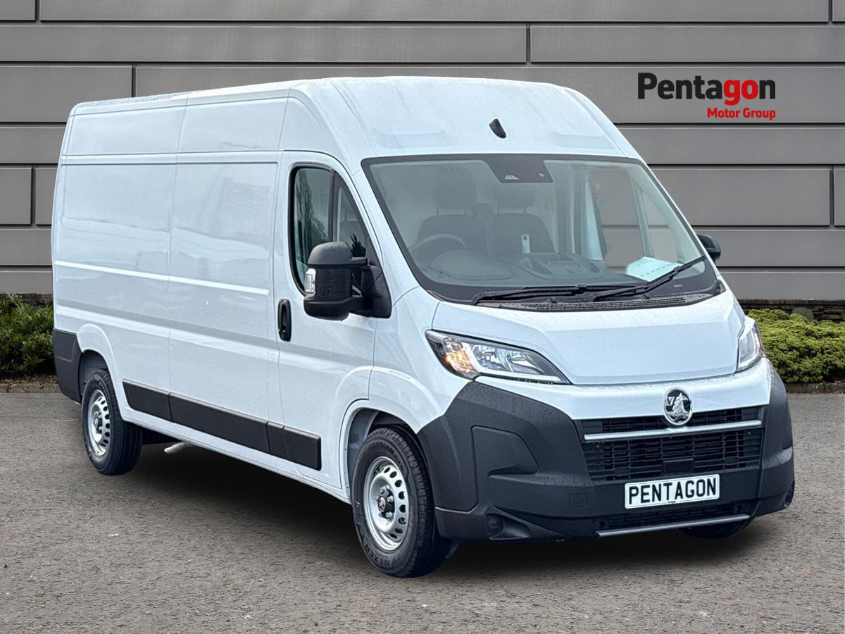 Main listing image - Vauxhall Movano