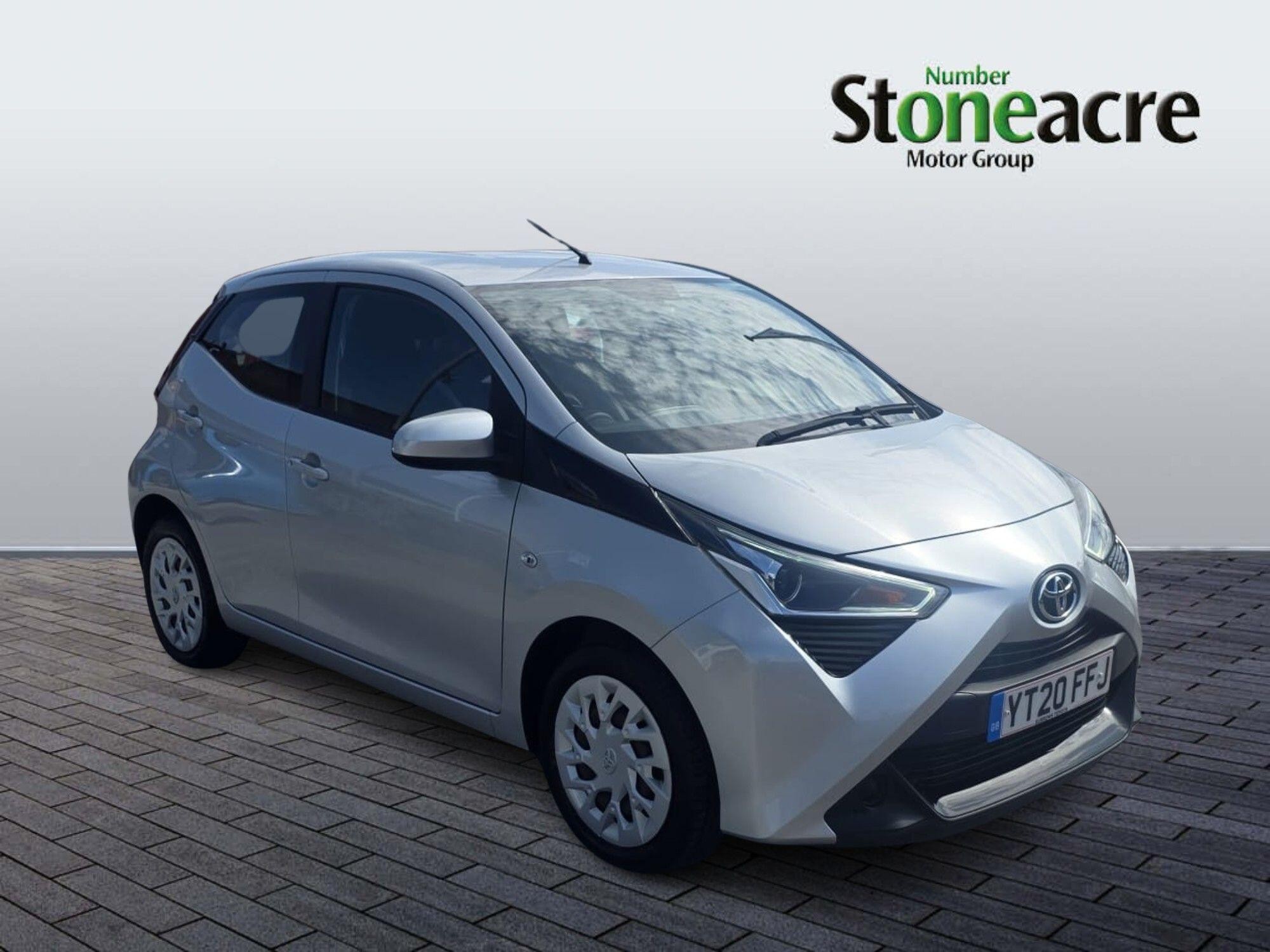 Main listing image - Toyota Aygo