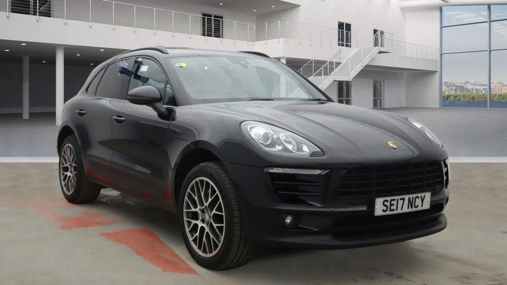 Main listing image - Porsche Macan