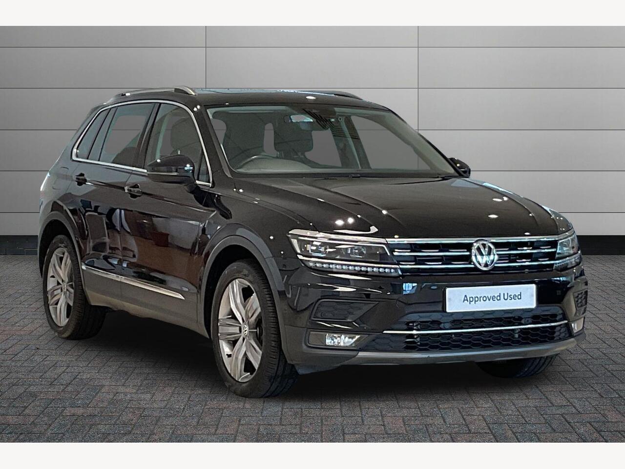 Main listing image - Volkswagen Tiguan