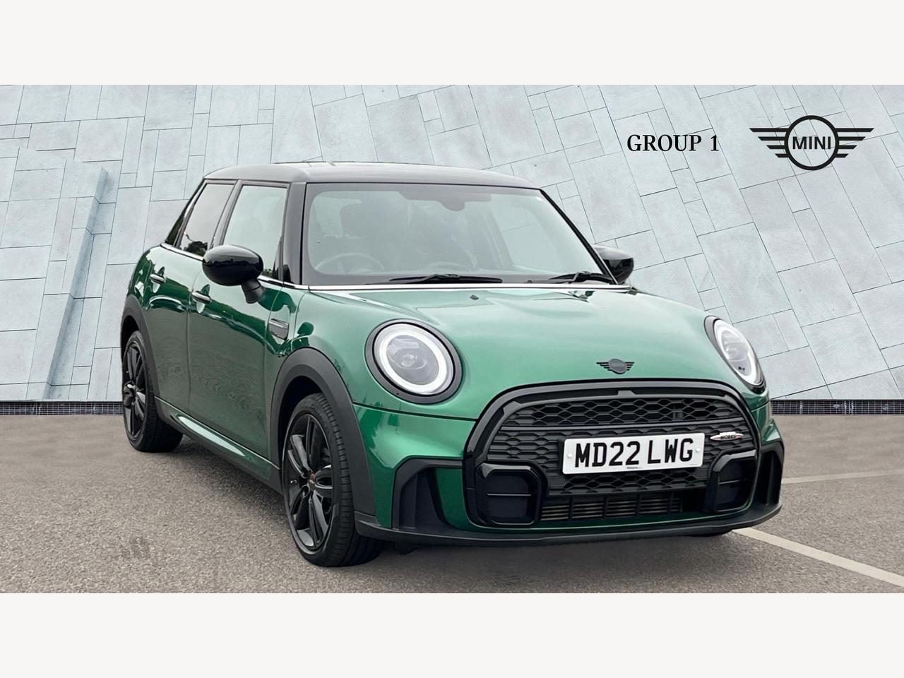 Main listing image - MINI Hatchback 5dr