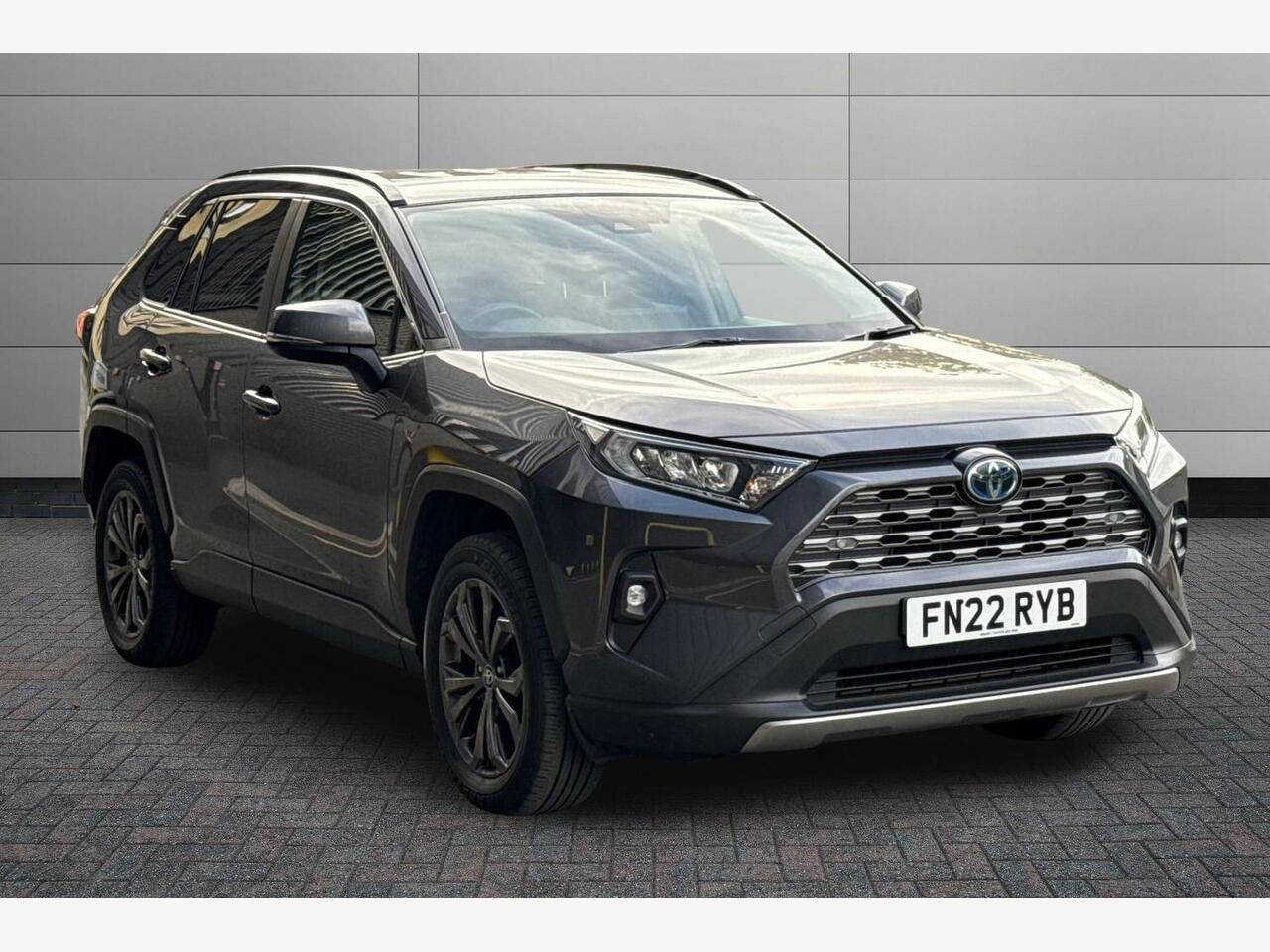 Main listing image - Toyota RAV4