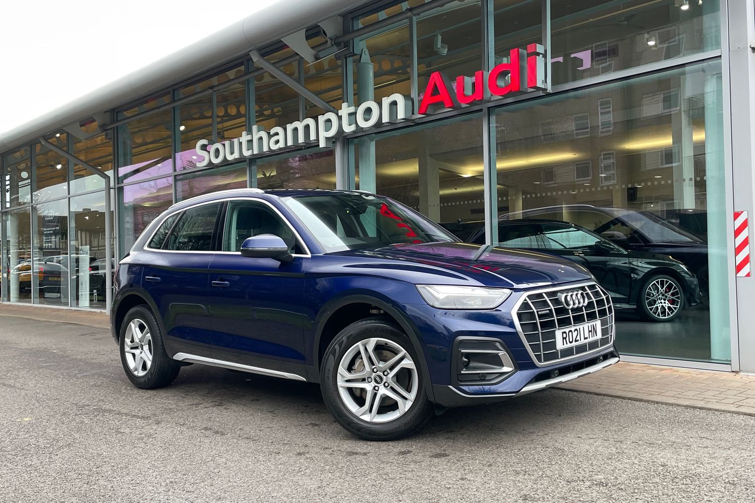 Main listing image - Audi Q5