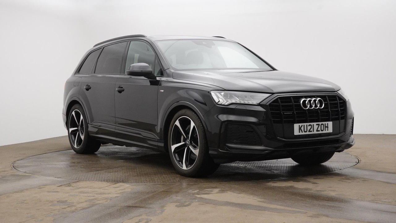 Main listing image - Audi Q7