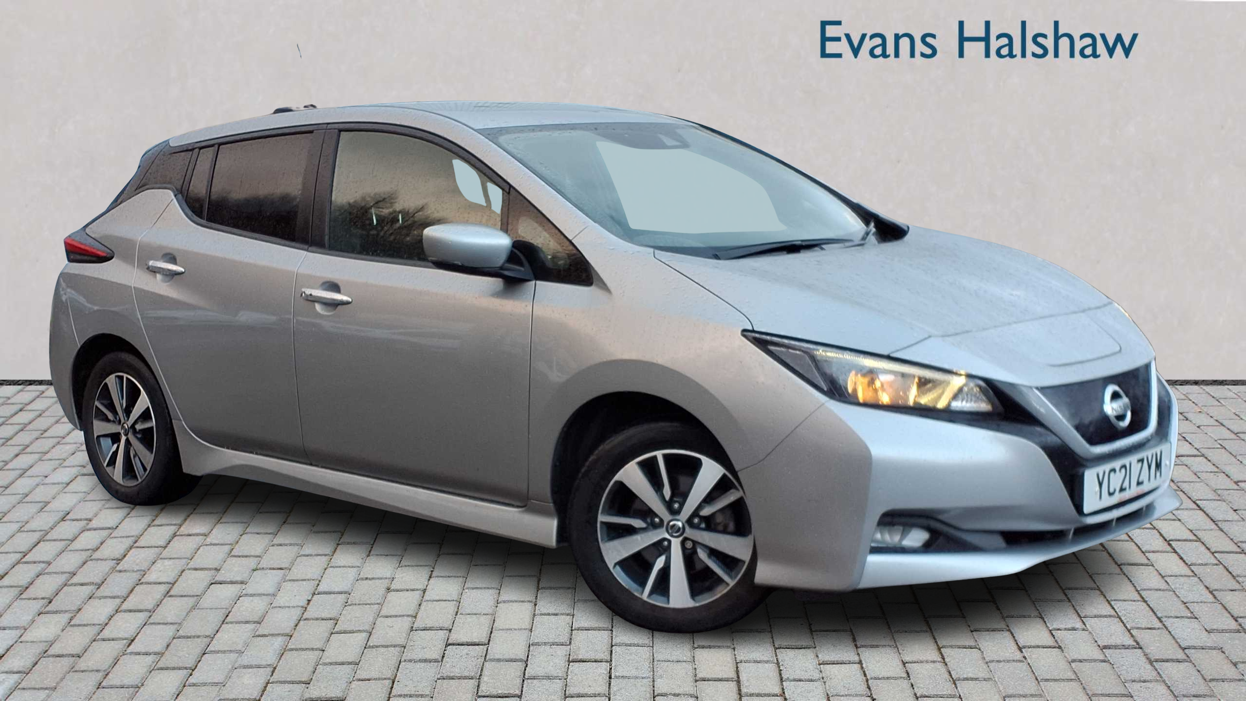 Main listing image - Nissan Leaf