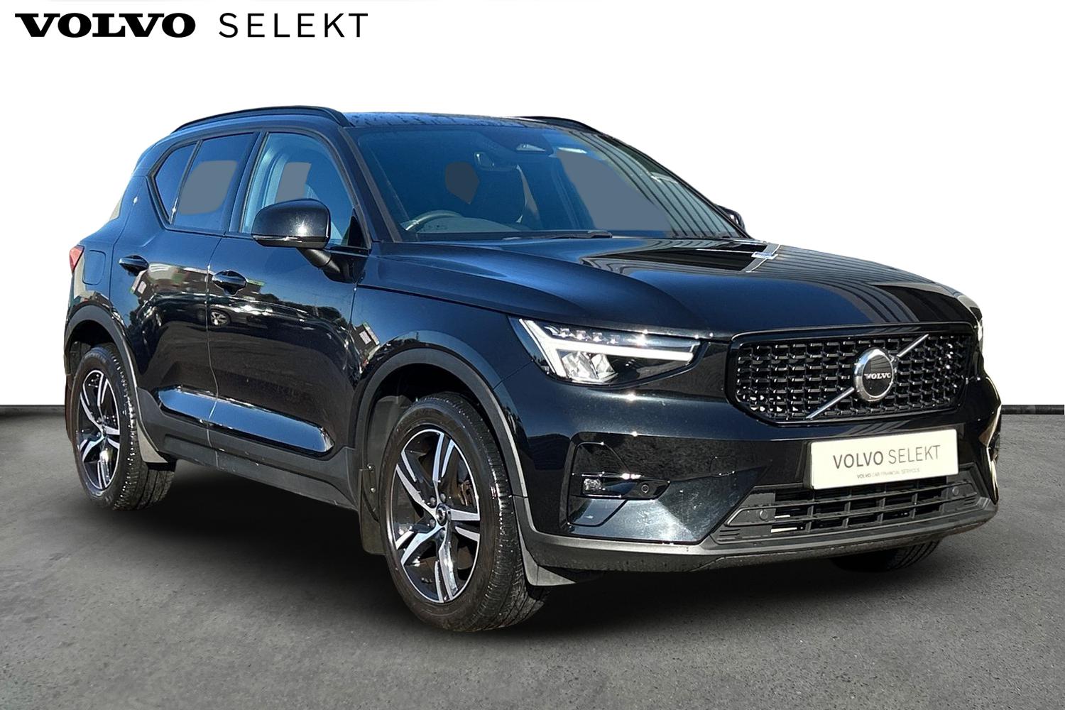 Main listing image - Volvo XC40