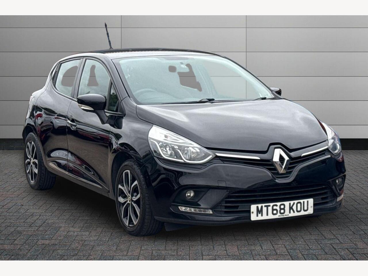 Main listing image - Renault Clio