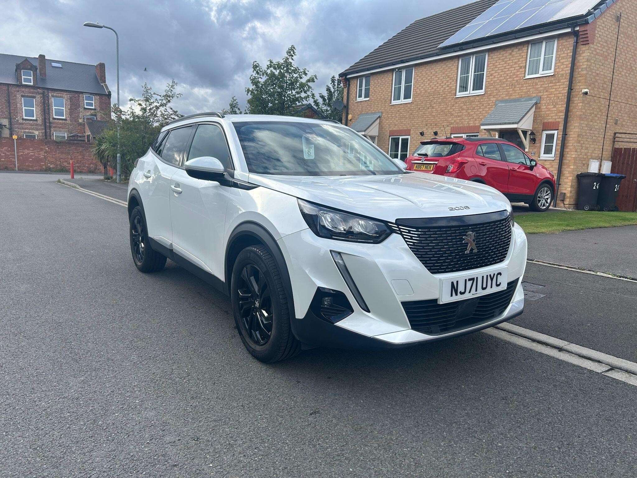 Main listing image - Peugeot 2008