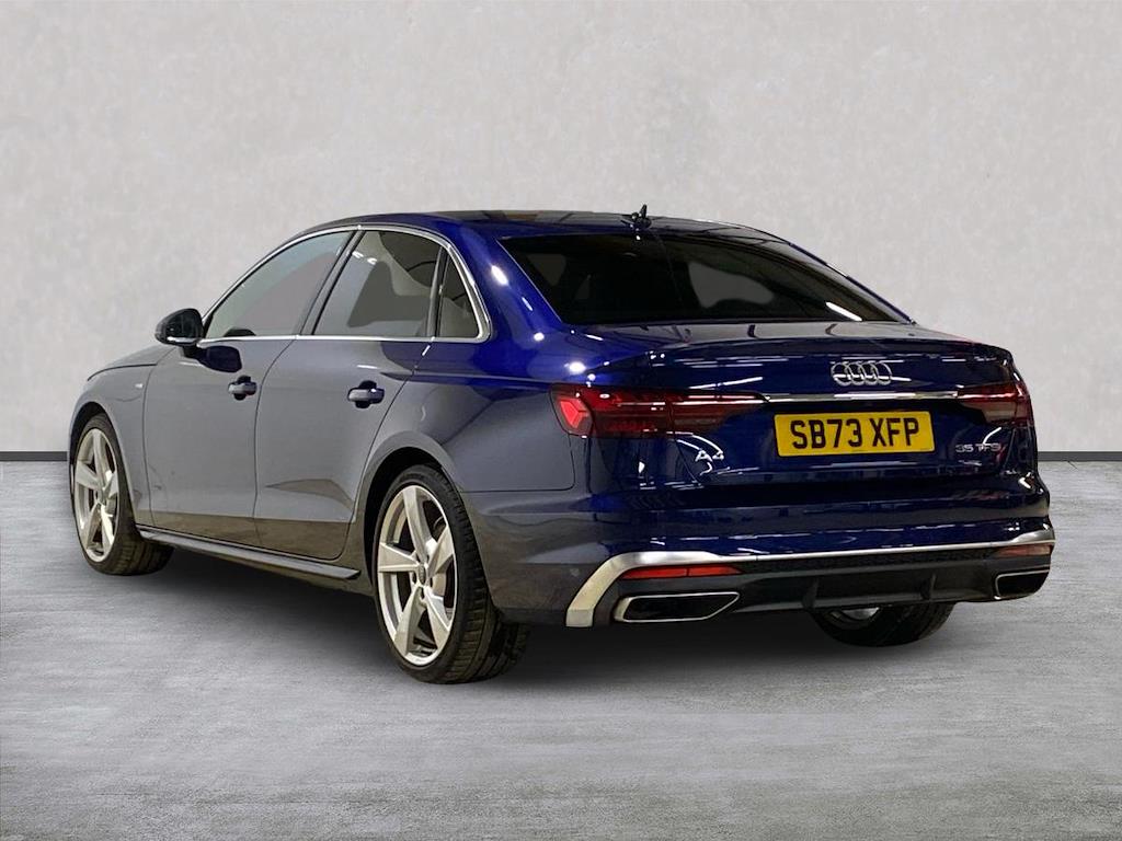 Main listing image - Audi A4