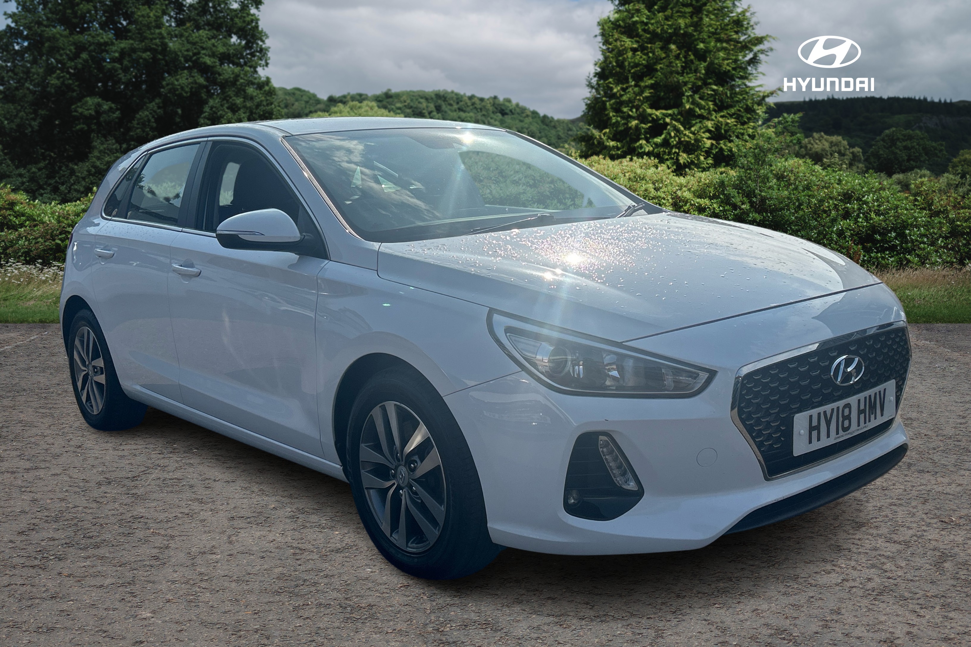 Main listing image - Hyundai i30